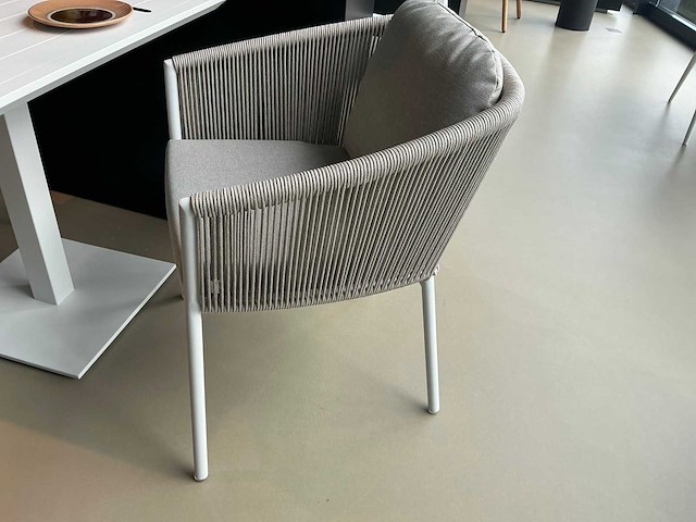 Diphano metris tuintafel met 2 stoelen - afbeelding 5 van  5