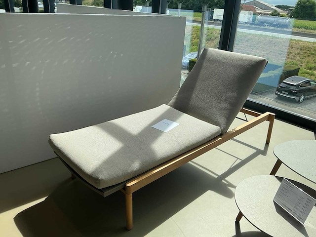 Diphano newport houten ligbed - afbeelding 1 van  5