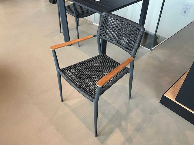 Diphano terrastafel met stoelen - afbeelding 5 van  7