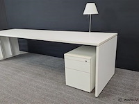 Directiebureau fantoni - afbeelding 9 van  12