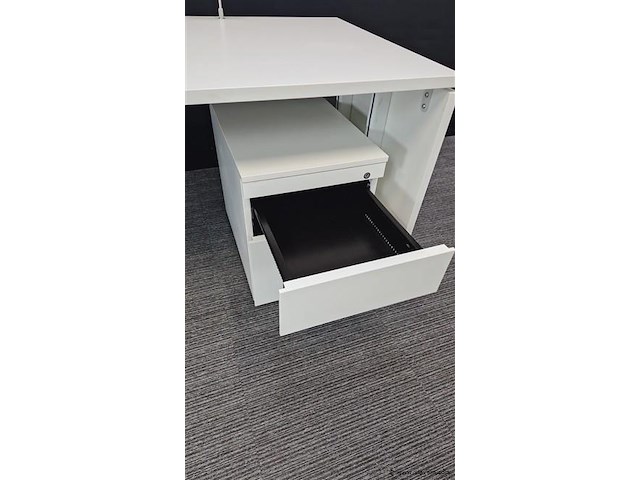 Directiebureau fantoni - afbeelding 12 van  12