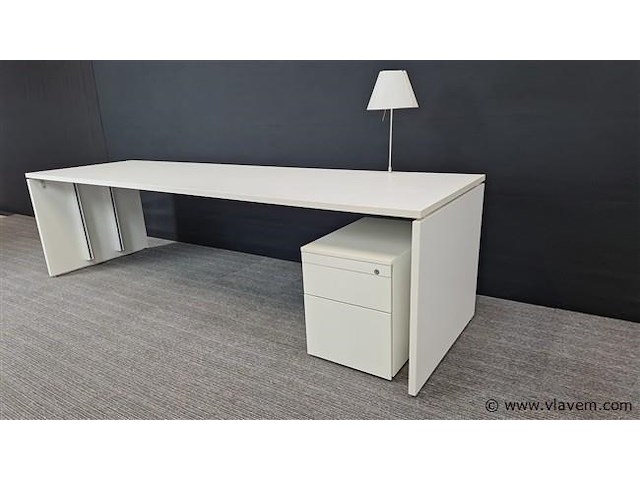 Directiebureau fantoni - afbeelding 9 van  12