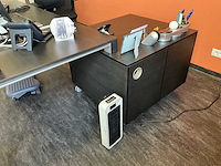 Directiebureau + vergadertafel - afbeelding 1 van  12