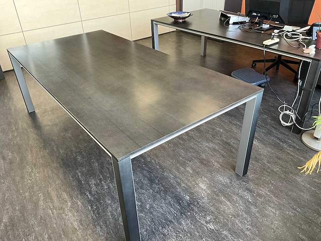 Directiebureau + vergadertafel - afbeelding 6 van  12