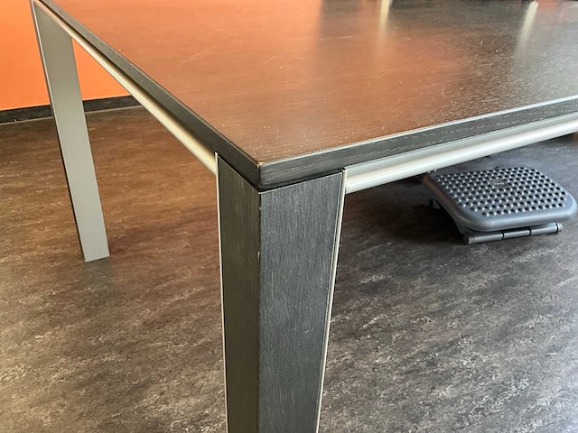 Directiebureau + vergadertafel - afbeelding 11 van  12
