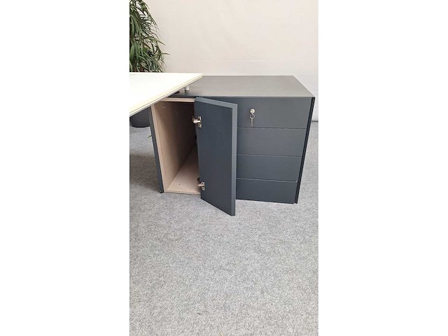 Directiebureau - afbeelding 2 van  15