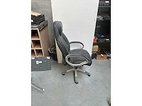 Directors bureaustoel - draaibaar - desk chair - afbeelding 1 van  2
