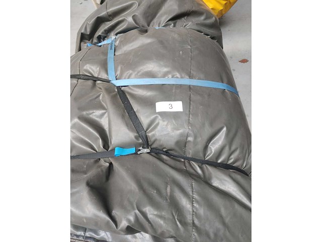 Disco springkasteel + glijbaan (excl. blower) - afbeelding 3 van  4