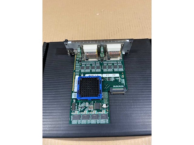 Disguise quad dvi card - afbeelding 3 van  3