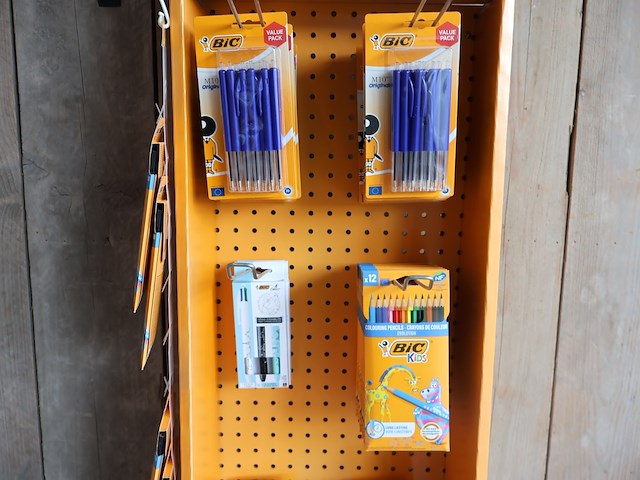 Display bic met inhoud - afbeelding 2 van  6