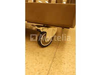 Display op wielen - afbeelding 2 van  4