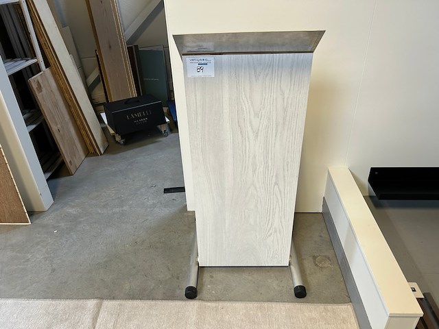 Display - afbeelding 1 van  5