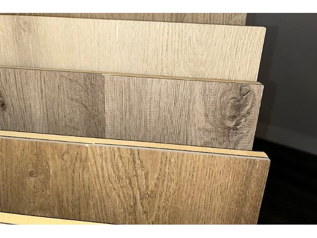 Display - afbeelding 4 van  4