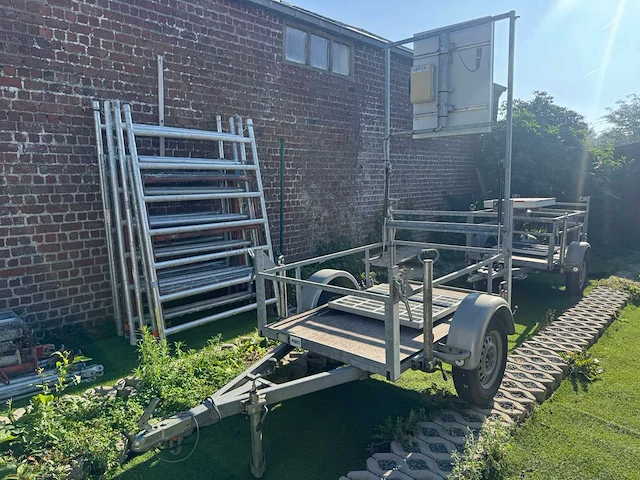 Dissel aanhangwagen met snelheidsbord - afbeelding 17 van  17
