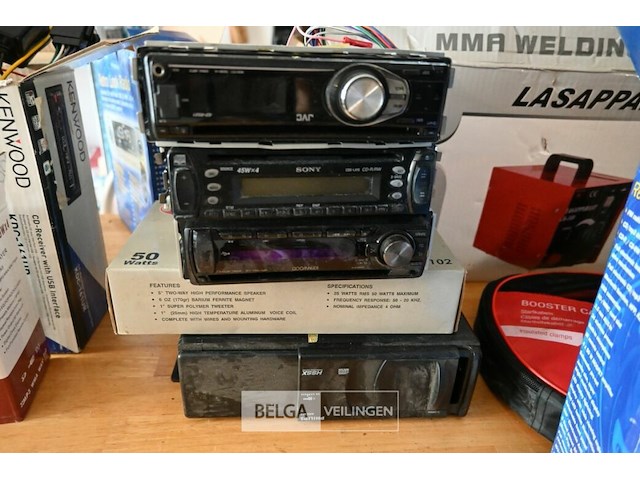 Div autoradio's - afbeelding 1 van  3