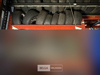 Div banden met en zonder velg (±8st)