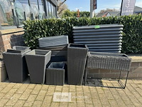 Div bloembakken - afbeelding 1 van  9