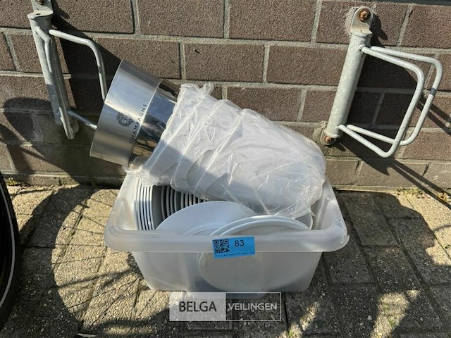 Div borden en champagne emmers - afbeelding 4 van  4