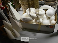 Div knutsel decoratie - afbeelding 1 van  5