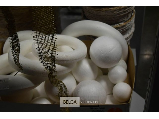 Div knutsel decoratie - afbeelding 2 van  5