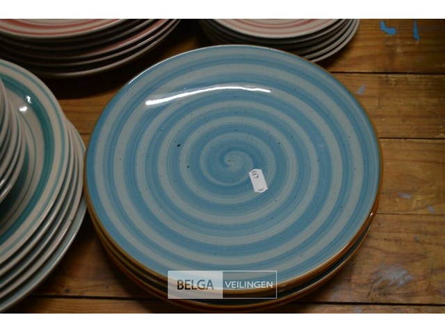 Div. service 17 borden, 7 soepkommen eb 6 dessertbordjes - afbeelding 3 van  5