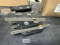 Div sloten (± 25x) gebruikssporen