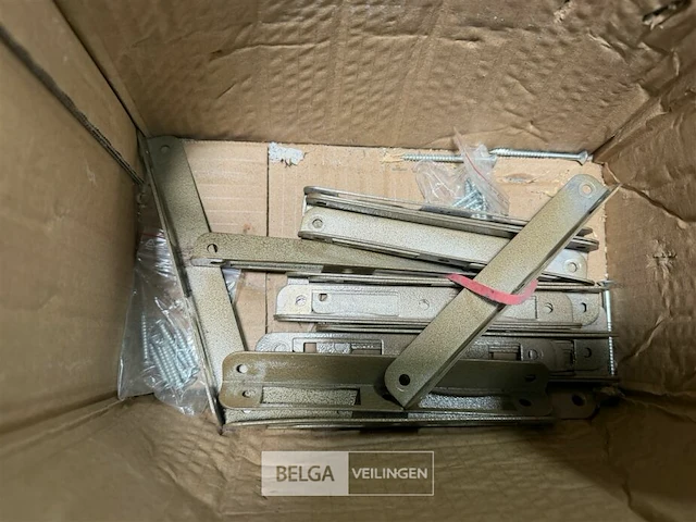 Div sloten (± 25x) gebruikssporen - afbeelding 3 van  4
