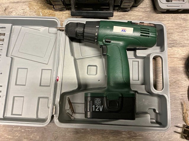 Divers aannemersmateriaal (4x) - afbeelding 2 van  9