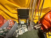 Divers aannemersmateriaal - afbeelding 18 van  18