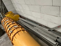Divers aannemersmateriaal - afbeelding 5 van  9