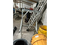 Divers aannemersmateriaal - afbeelding 8 van  9