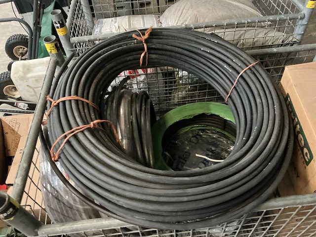 Divers aannemersmateriaal - afbeelding 4 van  11