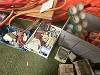 Divers aannemersmateriaal - afbeelding 7 van  17