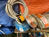 Divers aannemersmateriaal - afbeelding 10 van  17