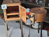 Divers apotheekmateriaal - afbeelding 2 van  3