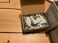 Divers apparatuur (4x) - afbeelding 2 van  11