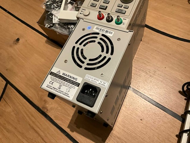 Divers apparatuur (4x) - afbeelding 9 van  11