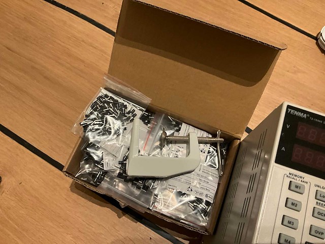 Divers apparatuur (4x) - afbeelding 10 van  11