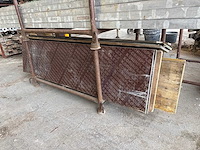 Divers bekistingsmateriaal - afbeelding 4 van  4