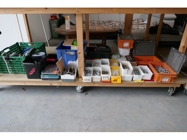 Divers bevestigingsmateriaal deel 1 - afbeelding 1 van  6