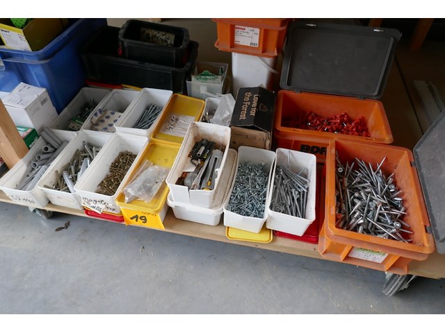 Divers bevestigingsmateriaal deel 1 - afbeelding 2 van  6