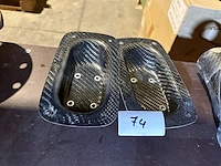 Divers carbon