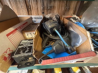 Divers communicatie materiaal - afbeelding 1 van  2