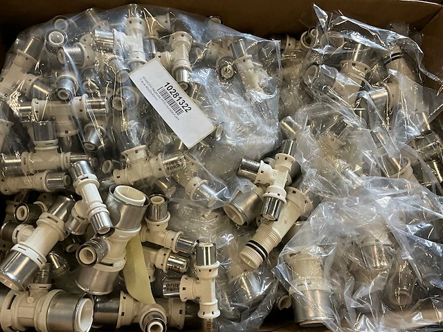 Divers cv-installatiemateriaal - afbeelding 13 van  13