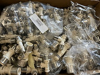 Divers cv-installatiemateriaal - afbeelding 13 van  13