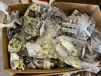 Divers cv-installatiemateriaal - afbeelding 3 van  14