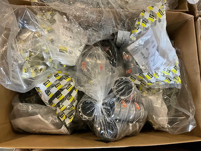 Divers cv-installatiemateriaal - afbeelding 14 van  14