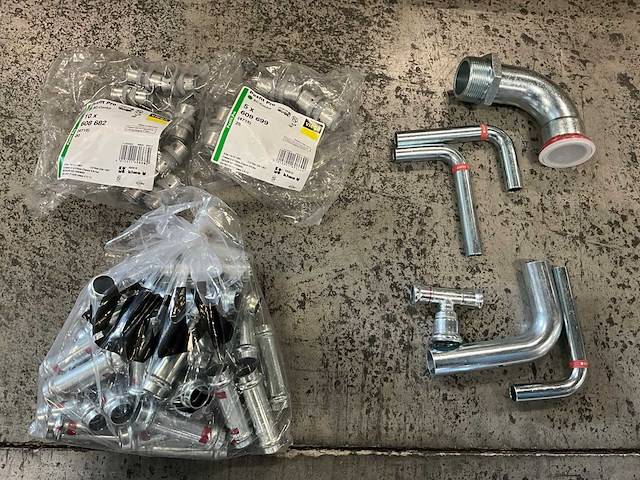 Divers cv-installatiemateriaal - afbeelding 1 van  17