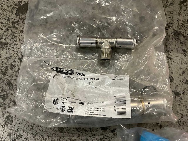 Divers cv-installatiemateriaal - afbeelding 9 van  13