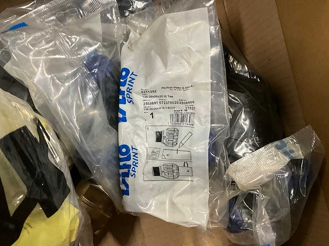 Divers cv-installatiemateriaal - afbeelding 4 van  16